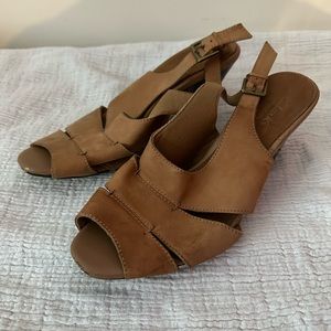 Clark heeled sandal